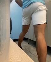Reason #4353 to restart my gym membership. 🤤 Wish it was longer