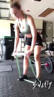 Peyton’s huge tits in the way of her workout