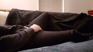 Someone come pull the rest off and have some fun 😘