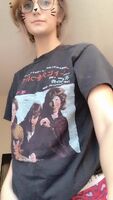 Hi guys!! I made this lil gif to show off my cute butt and tell you I changed my insta irl to cosplay.kitten this has been a friendly PSA ty
