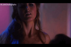 I wanna lick Eva Amurri's titties