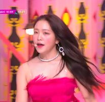 Red Velvet - Bouncy Yeri