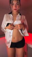 Do my 19-year-old armpits turn you on?
