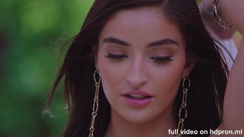 Vixen – Ariana Marie, Emily Willis Pushed In The Right Direction