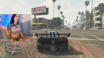 Hot Teen Shows Tits While Play GTA While Running People Over