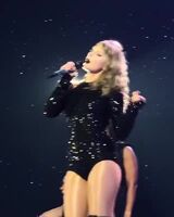 I wish Taylor Swift could see how hard she makes me cum
