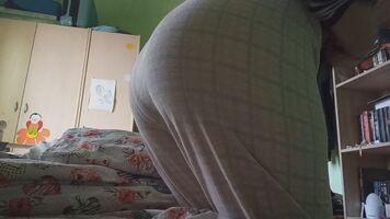 Watch until the end for the booty