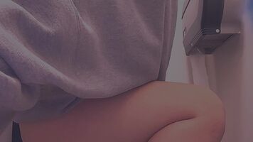 f a lil gape in the bathroom stall