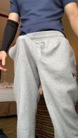 I love grey sweatpants 🤪 Korean cock 👀