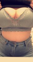 Sorry or being a tease but they’re too fun not to squeeze 😝