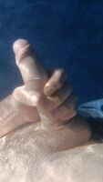 28 Australian wank and cum underwater 💦💦 i