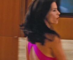 Would love for Courteney Cox to treat me like a little bitch, control me, and tease me with those juicy tits