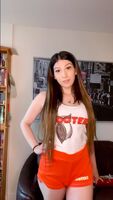 POV: I’m your new ditzy hooters waitress 💕 and you ask if we have any melons 🍈🍈