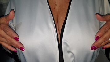 Do you think my nipples give away my size? Or can you tell I have Double H breasts under my Saturn gown? xx 54yo F 🇦🇺💋