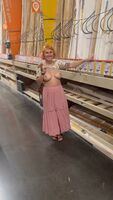 This is how you get help in Home Depot
