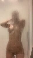 A little tease.. who wants to wash my 19yo body ? 🥵👍 👎