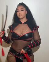 ⠀