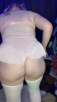 booty thick enough to bust in