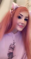happy friday bbys :3💖sowwy i got drool on ur hoodie 😞