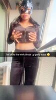 I’m just a fucktoy for white men 🥵🍆💦