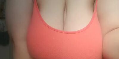 Getting ready for work ♡♡ if you like this one I'll make a longer one 😜