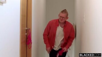 Stages of cuck life : ft Eve Sweet
