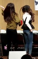 Momoland - Yeonwoo & Taeha