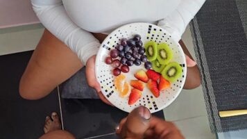 Fruit salad with cream