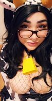 🙈 Shy moomoo. Available all day and night for sessions because I've had so much coffee. Lifetime access to my Snapchat only $60 all weeeeek! Moomoo fun happening there today 🤭