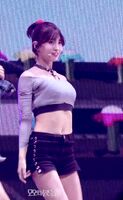 twice Momo - Likey