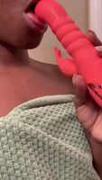 Something in my mouth always gets me wet, this turned me on way more than i expected. enjoy? want more?
