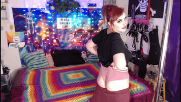 Goth girl ready to fulfill your every ish! I have  custom & physical items like , pubes, panties etc. , , & other toilet content also available!