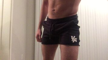 Nothing beats wearing these to the gym on leg day and catching pervs staring at my ass