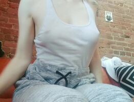 A tittydrop in PJs because I want you to take me right back to bed 😋😅