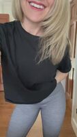 I’m that secretly kinky mom next door!