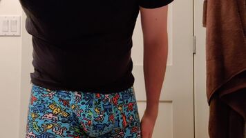 Honestly don't know how it fits in this pair of undies.