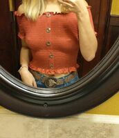 Flashing at my regular bar... Wonder if someone will recognize me 😳