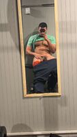 I get so distracted around full body (M)irrors
